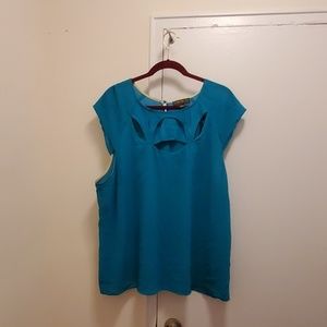 Short sleeve green blouse